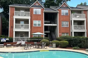 3075 Chastain Park Ct NE, Atlanta, GA 30342 - Photo 2