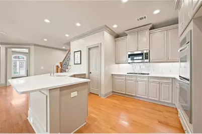 10870 Bossier Drive, Johns Creek, GA 30022 - Photo 16
