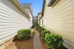 10870 Bossier Dr, Johns Creek, GA 30022 - Photo 50