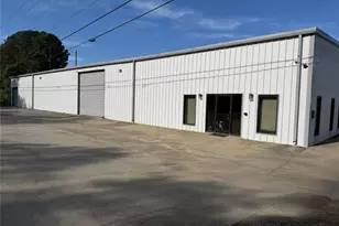 677 Lovers Lane Rd SE, Calhoun, GA 30701 - Photo 1