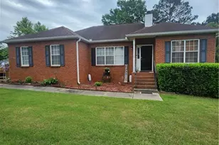 47 Oak Hill Terrace, Fayetteville, GA 30215 - Photo 2