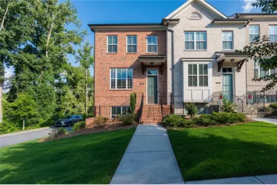 4570 Sims Park Ovlk, Suwanee, GA 30024 - Photo 2