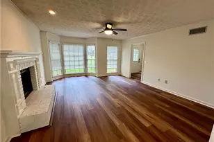 926 W Mill Trce NW, Kennesaw, GA 30152 - Photo 16