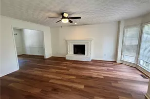 926 W Mill Trce NW, Kennesaw, GA 30152 - Photo 14
