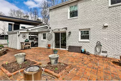 800 Glenairy Drive, Atlanta, GA 30328 - Photo 14