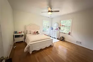 800 Glenairy Dr, Atlanta, GA 30328 - Photo 12
