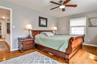 800 Glenairy Drive, Atlanta, GA 30328 - Photo 8
