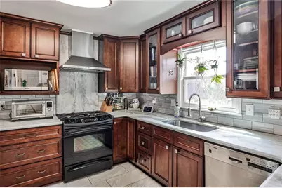 800 Glenairy Drive, Atlanta, GA 30328 - Photo 4