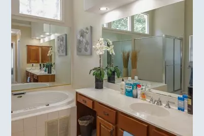 353 Lake Forest Court, Lawrenceville, GA 30043 - Photo 20