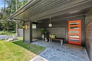 3252 W Roxboro Rd NE, Atlanta, GA 30324 - Photo 2