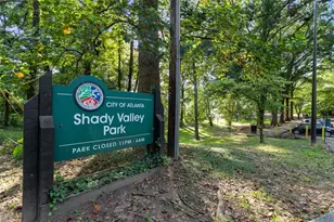 3252 W Roxboro Rd NE, Atlanta, GA 30324 - Photo 40