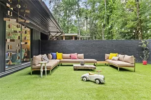 3252 W Roxboro Rd NE, Atlanta, GA 30324 - Photo 46