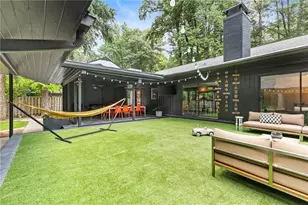 3252 W Roxboro Rd NE, Atlanta, GA 30324 - Photo 32