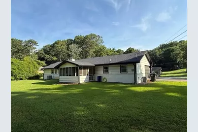 201 Lockring Drive SW, Lilburn, GA 30047 - Photo 18