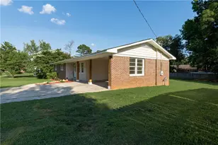 218 Lavista Ave, Cedartown, GA 30125 - Photo 2