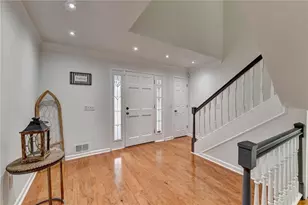1006 Camden Ct, Atlanta, GA 30327 - Photo 6