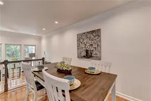 1006 Camden Ct, Atlanta, GA 30327 - Photo 10