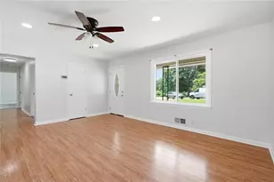 110 Pointview Ct, Tyrone, GA 30290 - Photo 8