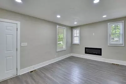1888 Vesta, College Park, GA 30337 - Photo 4