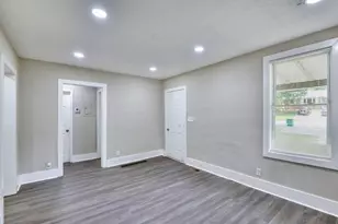 1888 Vesta Ave, College Park, GA 30337 - Photo 8