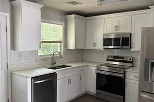 160 Ashmore Dr, Athens, GA 30601 - Photo 2