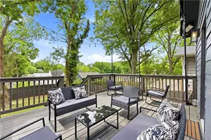 674 Jett St, Atlanta, GA 30318 - Photo 14
