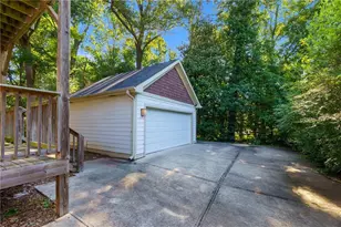 310 Ashburton Ave SE, Atlanta, GA 30317 - Photo 4