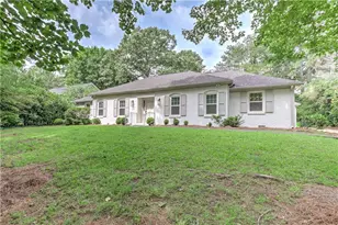 7350 Hunters Branch Dr, Atlanta, GA 30328 - Photo 4