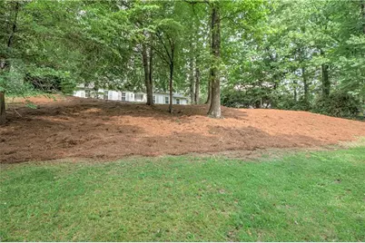 7350 Hunters Branch Drive, Atlanta, GA 30328 - Photo 6