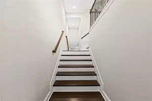373 Via Secco Ln, Suwanee, GA 30024 - Photo 4