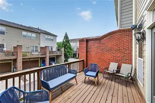 1738 Breyerton Dr NE, Atlanta, GA 30329 - Photo 8