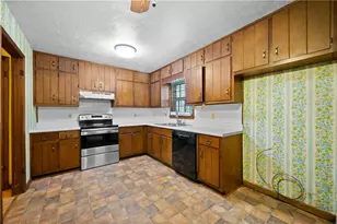 1131 Lafayette Dr SW, Mableton, GA 30126 - Photo 4
