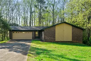 1131 Lafayette Dr SW, Mableton, GA 30126 - Photo 2