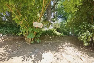 1139 Ives Ct NE, Brookhaven, GA 30319 - Photo 36