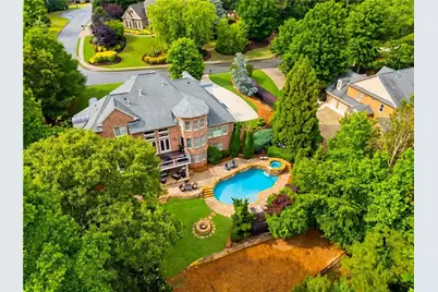 1032 Windsor Green Drive, Canton, GA 30115 - Photo 2