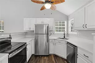 328 Lacy Ct, Villa Rica, GA 30180 - Photo 8