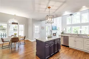 130 Seville Chase, Atlanta, GA 30328 - Photo 14