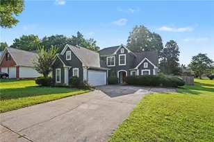377 Victoria Ln, Stockbridge, GA 30281 - Photo 2