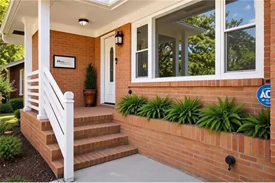 211 Chicamauga Avenue SW, Atlanta, GA 30314 - Photo 4