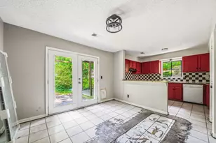 1951 Kinridge Rd, Marietta, GA 30062 - Photo 6