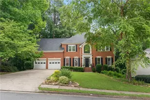 1365 Mayfield Manor Dr, Alpharetta, GA 30009 - Photo 2
