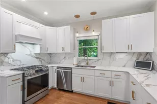 1365 Mayfield Manor Dr, Alpharetta, GA 30009 - Photo 8