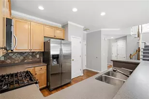 43 Hall Manor, Alpharetta, GA 30022 - Photo 6