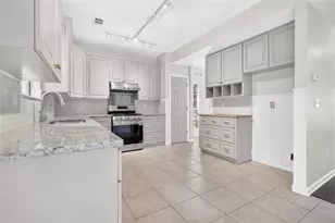 650 Ruxbury Ct, Suwanee, GA 30024 - Photo 10
