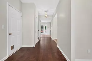 650 Ruxbury Ct, Suwanee, GA 30024 - Photo 4