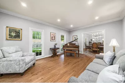 8865 Buckhorn, Sandy Springs, GA 30350 - Photo 6