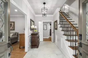 8865 Buckhorn, Sandy Springs, GA 30350 - Photo 4