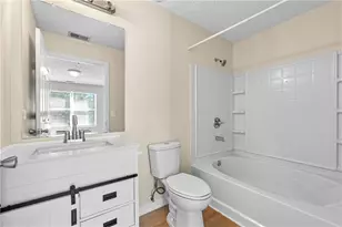 1202 Fairington Village Dr, Lithonia, GA 30038 - Photo 16