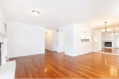 2901 Lenox Way NE #902, Atlanta, GA 30324 - Photo 10