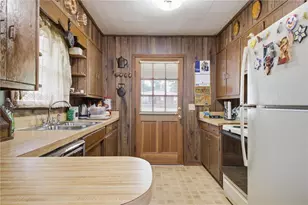 101 Jackson St, Calhoun, GA 30701 - Photo 10